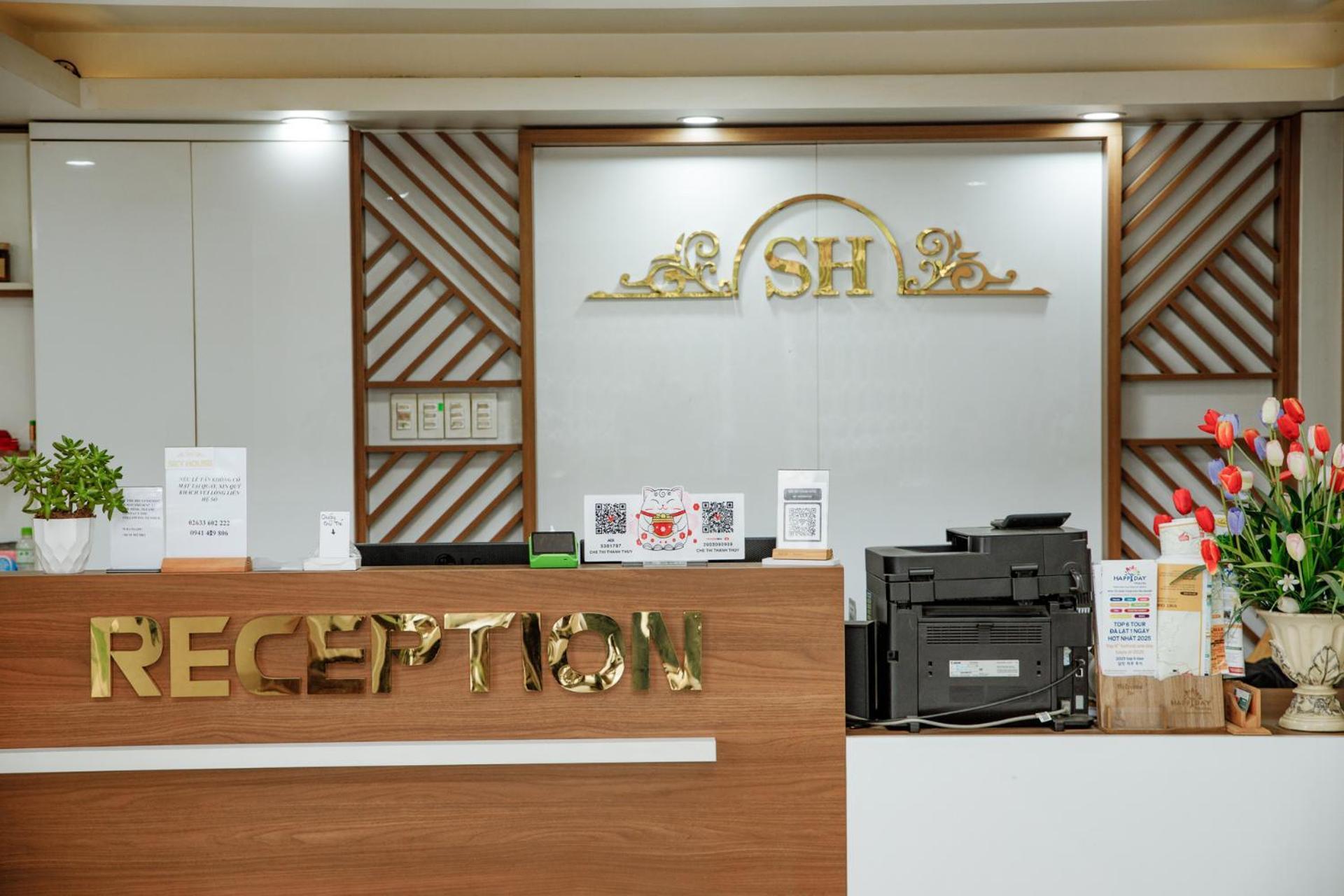 Sky Hotel - DaLat Exteriér fotografie